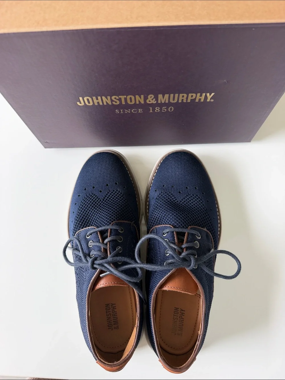 Johnston & Murphy Navy Knit Wingtip Derby with Brown Trim Boys Size 1